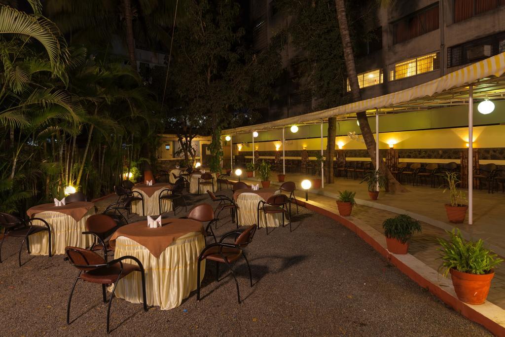 Hotel Tourist, Kolhapur Exterior foto