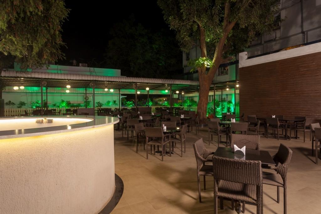 Hotel Tourist, Kolhapur Exterior foto