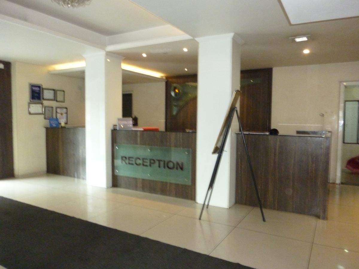 Hotel Tourist, Kolhapur Exterior foto